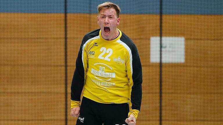 Torwart Max Feuerbacher und seine DJK Waldbüttelbrunn stehen vor ihrer Premiere in der Dritten Handball-Liga. Torwart Max Feuerbacher und seine DJK Waldbüttelbrunn stehen vor ihrer Premiere in der Dritten Handball-Liga.