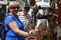 Nach der langen Veranstaltungspause während der Corona-Pandemie fand zum ersten Mal in Bad Kissingen wieder ein Markt statt, der recht gut besucht war.