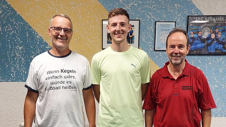 Siegerfoto: Charly Haaf (2. Platz), Yannick Haaf (Clubmeister) und Roland Knieling (3. Platz).