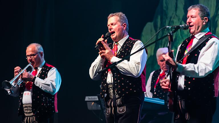 Die Kastelruther Spatzen bei ihrem Konzert im Februar in Würzburg. Die Kastelruther Spatzen bei ihrem Konzert im Februar in Würzburg.