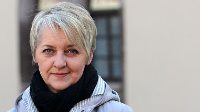 Natascha Göb (49, Frankenwinheim) Natascha Göb (49, Frankenwinheim)