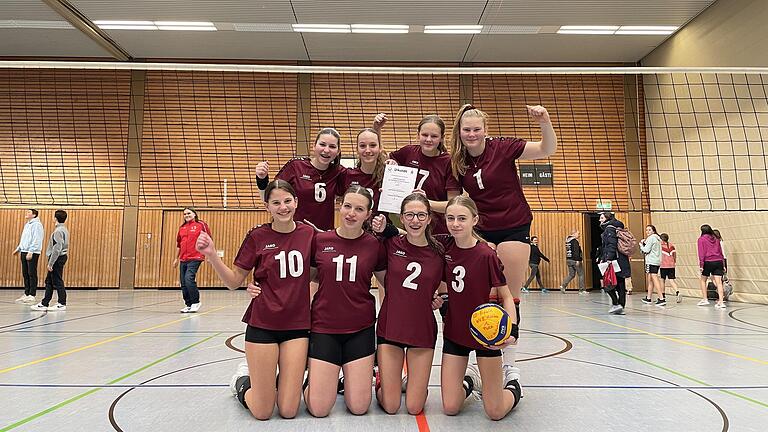 Die siegreichen Volleyballerinnen des Gymnasiums Weikersheim.