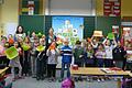 Schnippeln, abschmecken und experimentieren: Schüler der zweiten Klasse der Volksschule Sommerach entdecken in den nächsten Wochen, wie lecker gesunde Ernährung sein kann.