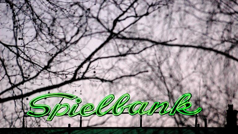 Vielleicht noch nicht wieder auf einem grünen Zweig, aber auf dem aufsteigenden Ast: die Spielbank Bad Kissingen. Vielleicht noch nicht wieder auf einem grünen Zweig, aber auf dem aufsteigenden Ast: die Spielbank Bad Kissingen.