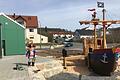 Da stand er noch: der mannshohe Playmobil-Pirat des Eberner Kindergartens 'Kinderhaus Wunderland'. Unbekannte entwendeten die Figur am Wochenende.