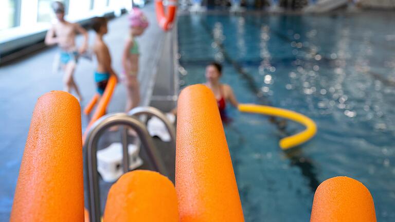 In Hammelburg fällt das Schwimmen im Hallenbad vorerst flach. In Hammelburg fällt das Schwimmen im Hallenbad vorerst flach. 