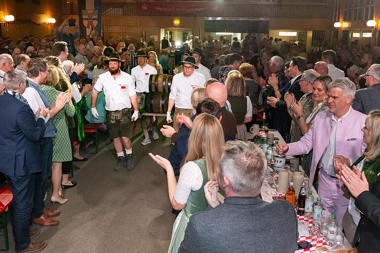 Bier durfte beim Derbläggn natürlich nicht fehlen.