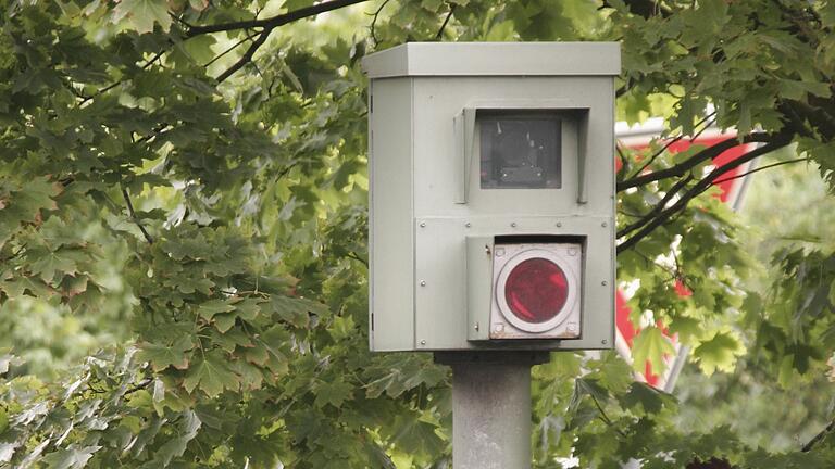 Ob Gemünden stationäre Einrichtungen zur Geschwindigkeitsmessung bekommt, wird der Stadtrat in den nächsten Monaten entscheiden.