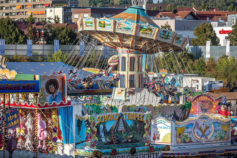 Viel geboten war auch im Vergnügungspark der Mess'. Viel geboten war auch im Vergnügungspark der Mess'.
