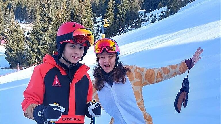 Eric Spahn (Schondra) und Paula Kern (Kirchheim) beim Skifahren.       -  Eric Spahn (Schondra) und Paula Kern (Kirchheim) beim Skifahren.