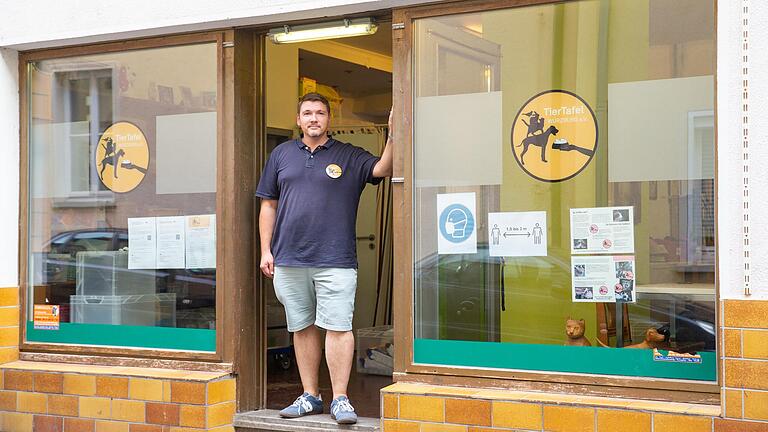 Marcus Geck ist Vorsitzender der TierTafel in der Würzburger Altstadt. Marcus Geck ist Vorsitzender der TierTafel in der Würzburger Altstadt.