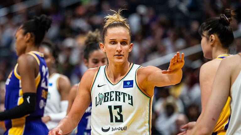 Leonie Fiebich       -  Leonie Fiebich sorgt in der WNBA für Furore.