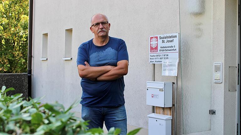 Gottfried Bindrim ist seit 34 Jahren geschäftsführender Leiter der Caritas-Sozialstation St. Josef in Schweinfurt.