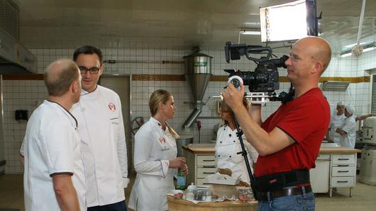 Dem Fernseh-Wettbewerb „Deutschlands bester Bäcker“ stellen sich Michael und Sandra Oppel aus Untersteinbach. Am Dienstag wurde ihre Backstube zum Fernseh-Drehort. Dem Fernseh-Wettbewerb „Deutschlands bester Bäcker“ stellen sich Michael und Sandra Oppel aus Untersteinbach. Am Dienstag wurde ihre Backstube zum Fernseh-Drehort.