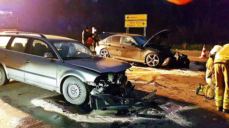 Erneut kam es an der neuen Zubringerstraße von der Prappacher Straße in das Haßfurter Gewerbegebiet Godelstatt zu einem Unfall. Erneut kam es an der neuen Zubringerstraße von der Prappacher Straße in das Haßfurter Gewerbegebiet Godelstatt zu einem Unfall.