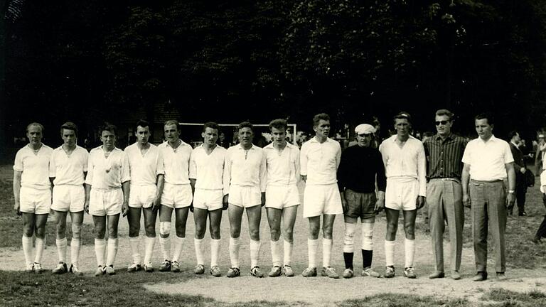 Fußballmannschaft des TSV aus dem Jahr 1962.