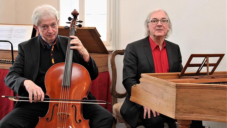 Ein besonderes Erleben fränkischer Musikgeschichte boten Cellist Gerhart Darmstadt und Hausherr Michael Günther am Cembalo im Homburger Schloss.