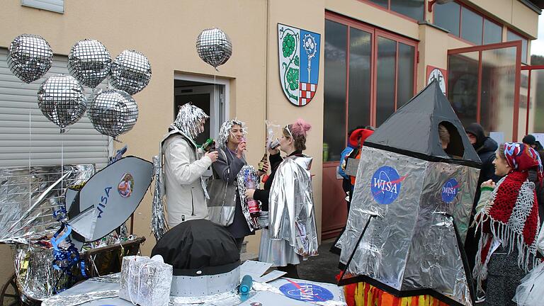 Die Space-Angels waren in Wirmsthal. - Die Space-Angels waren in Wirmsthal. Die Space-Angels waren in Wirmsthal. - Die Space-Angels waren in Wirmsthal.