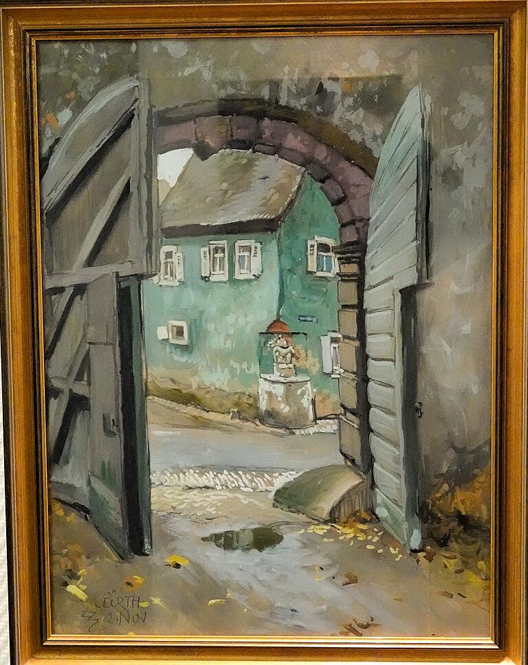 Das 1938 von Peter Würth in Gouache gemalte Fasanentor am Ausgang zur Kirchstraße existiert auch heute noch. Das Eckgebäude in der Oberen Maingasse auf der anderen Straßenseite machte im Rahmen der Altsortsanierung Platz für einen Neubau. Der Bildstock wanderte in den Waldfriedhof.