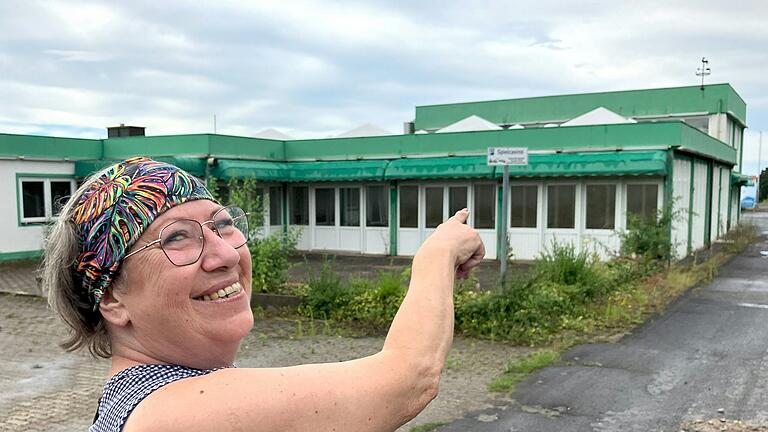 Da drin hat sie gearbeitet, viele Jahre lang: Helene Feth war eines der berühmt-berüchtigten 'Lomo-Weiber'.