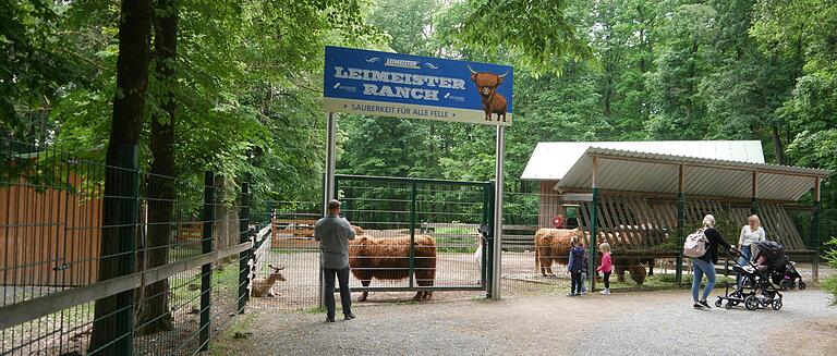 Vor allem die Kinder konnten es kaum erwarten, bis der Wildpark endlich wieder seine Tore geöffnet hatte. Umso mehr freuten sie sich danach, die Tiere zu füttern oder auf den Spielplätzen zu toben.