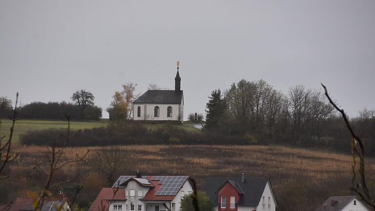 Unterhalb des Käppeles in Röttingen sollen 24 
neue Bauplätze erschlossen werden.