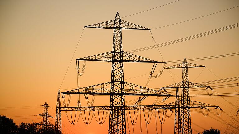 Hohe Energiekosten verteuern die Industrieproduktion       -  Hohe Energiekosten verteuern die Industrieproduktion in Deutschland
