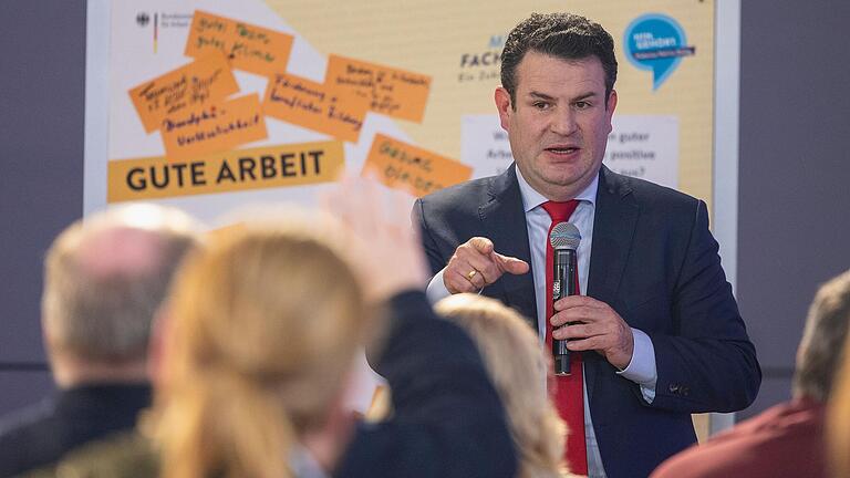 War froh über den konstruktiven Austausch: Bundesminister für Arbeit und Soziales, Hubertus Heil (SPD), beim Zukunftsdialog über Fachkräfte und Arbeit in Schweinfurt.