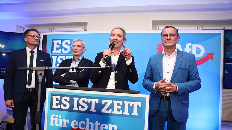 Landtagswahl in Brandenburg - Wahlparty AfD       -  AfD feiert ihren Wahlerfolg in Potsdam.