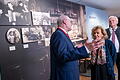 Ausstellung 'Oskar Schindler, Lebemann und Lebensretter'.jpeg       -  Kurator Raimund Paleczek zeigt Charlotte Knobloch, ehemalige Präsidentin des Zentralrats der Juden in Deutschland, die Sonderausstellung „Oskar Schindler – Lebemann und Lebensretter“ im Sudetendeutschen Museum.