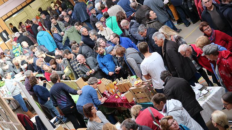 Beim Saatgut-Festival in Volkach - hier ein Bild aus dem vergangenen Jahr - werden mehrere tausend Besucher erwartet. Beim Saatgut-Festival in Volkach - hier ein Bild aus dem vergangenen Jahr - werden mehrere tausend Besucher erwartet.