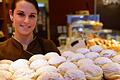 Krapfen sind in der Faschingszeit beliebt. (Archivbild von 2013, Bäckerei Hanselmann Würzburg)