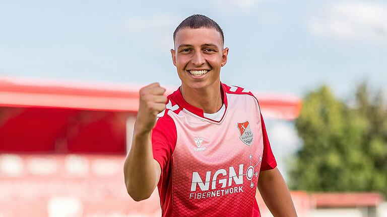 Andre Rumpel, hier auf einem Archivfoto im Trikot des TSV Aubstadt, ist zum TSV Karlburg gewechselt, der nun nach Münchberg zum Bayernliga-Kellerduell reist.