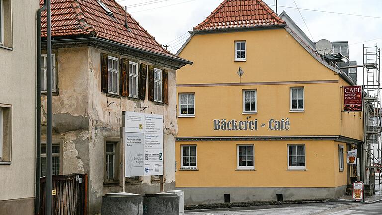 Lange fehlte ein Gasthof in Trappstadt. Heute werden im&nbsp;Café Grenzpunkt Döner und Pizza angeboten.