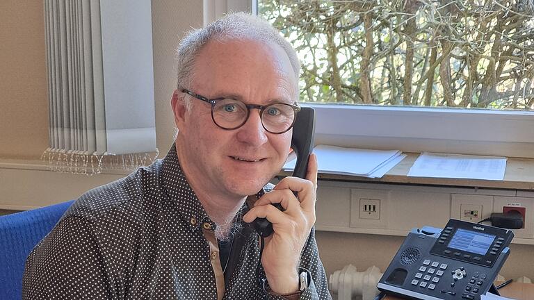 Bernd Czelustek       -  Für Bernd Czelustek, Rektor der Henneberg-Grundschule in Garitz, war es zu Beginn des Lockdowns in der Schule ungewohnt ruhig.