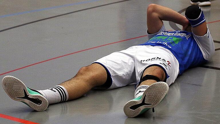 Pure Enttäuschung: Die Handball-Männer sowie die Frauenmannschaft des MHV Schweinfurt müssen am Saisonende runter. Pure Enttäuschung: Die Handball-Männer sowie die Frauenmannschaft des MHV Schweinfurt müssen am Saisonende runter.