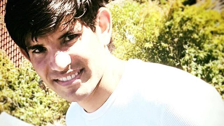 Murtaza Azizi wurde am 7. Januar nach Afghanistan abgeschoben. Murtaza Azizi wurde am 7. Januar nach Afghanistan abgeschoben.