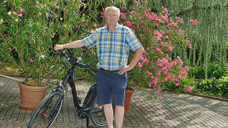 Nahezu jeden Tag ist der Marktbreiter Werner Zurhake mit dem Fahrrad unterwegs und erschließt sich mit der Kamera die Welt, besonders gerne auch Franken.