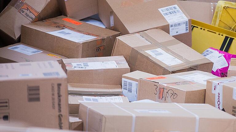 KINA - Dem Paket auf der Spur - Bildtext KINA - Dem Paket auf der Spur - Bildtext