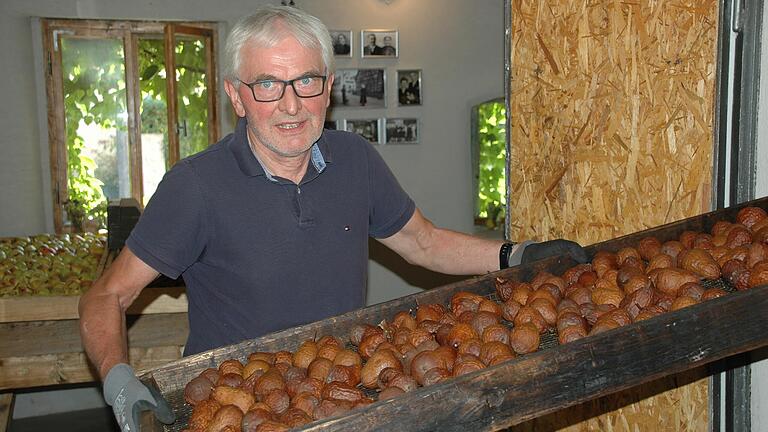 Franz Hümmer hat den Hutzelhof von seinem Vater übernommen – und damit die Tradition.