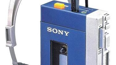 Musik für unterwegs: Der Walkman hatte in den 80er Jahren seine hohe Zeit.