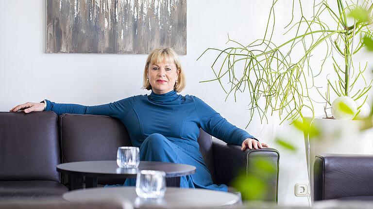 Dagmar Kirchner in ihrem Landhotel in Rügheim. Dagmar Kirchner in ihrem Landhotel in Rügheim.