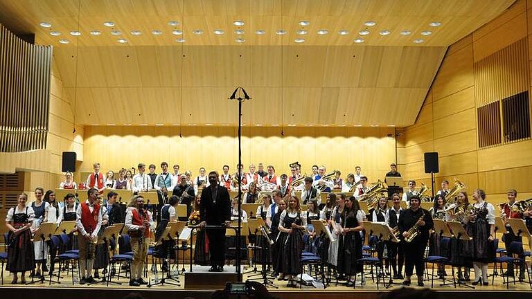 Das Konzert des Kreisorchesters&nbsp;stand unter dem Motto „Alte Meister und junge Wilde“.