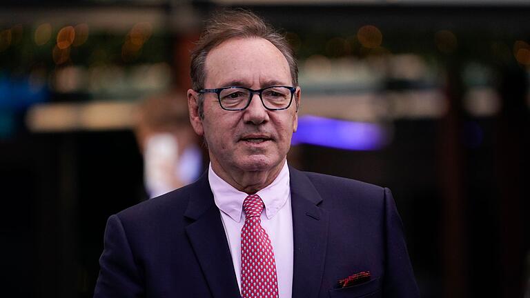 Prozess gegen Schauspieler Spacey.jpeg       -  Kevin Spacey wird in London freigesprochen.