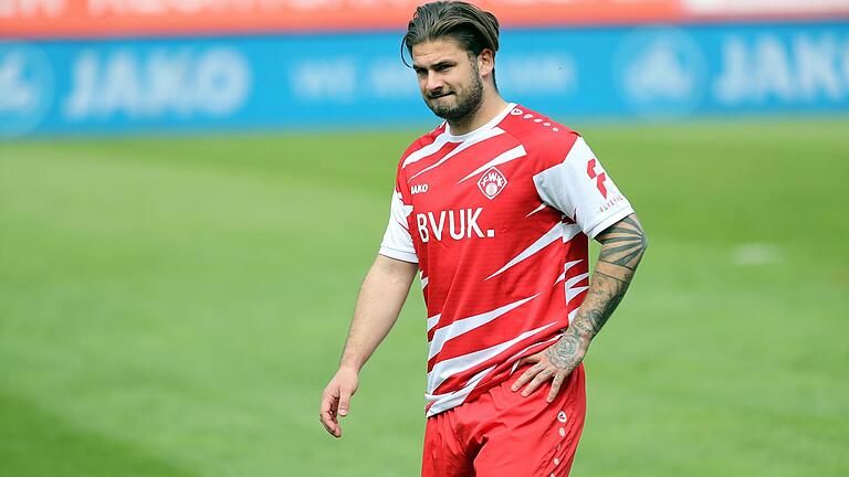 Dominic Baumann verlässt die Würzburger Kickers. Dominic Baumann verlässt die Würzburger Kickers.