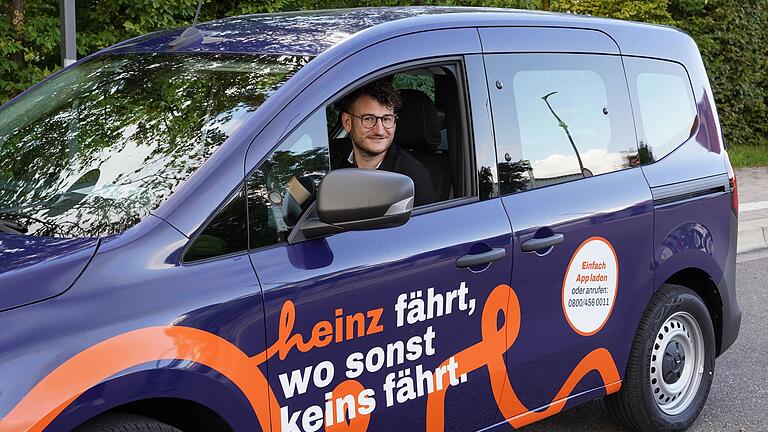 Im östlichen Landkreis Rhön-Grabfeld startete im September der Bedarfsverkehr 'Callheinz'. Das Projekt läuft gut an im Grabfeld und soll im nächsten Jahr auf den Milzgrund und weiter auf den Rest des Landkreises übertragen werden. Im östlichen Landkreis Rhön-Grabfeld startete im September der Bedarfsverkehr 'Callheinz'. Das Projekt läuft gut an im Grabfeld und soll im nächsten Jahr auf den Milzgrund und weiter auf den Rest des Landkreises übertragen werden. 