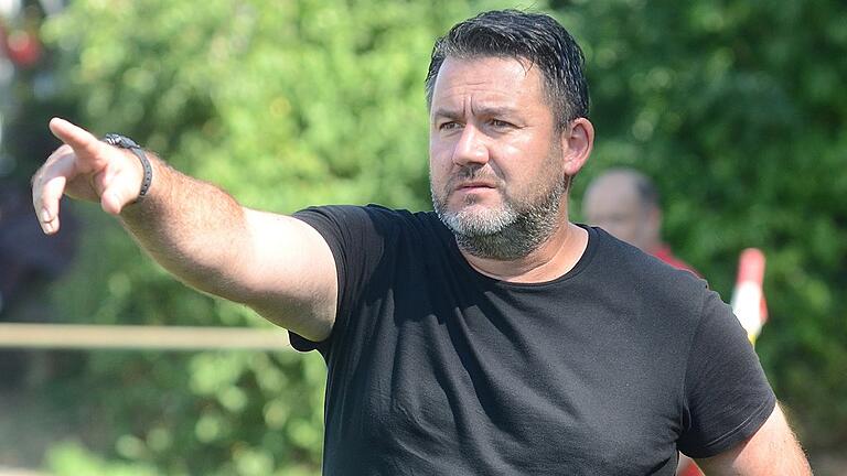 Gibt seit dieser Saison in Birkenfeld die Richtung vor: Trainer Taner Yorulmazel. Gibt seit dieser Saison in Birkenfeld die Richtung vor: Trainer Taner Yorulmazel.