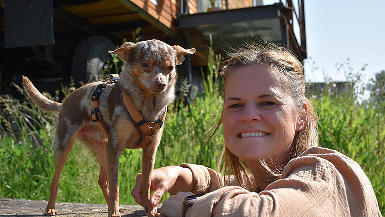 Karin Zeitz und Chino. Karin Zeitz und Chino.