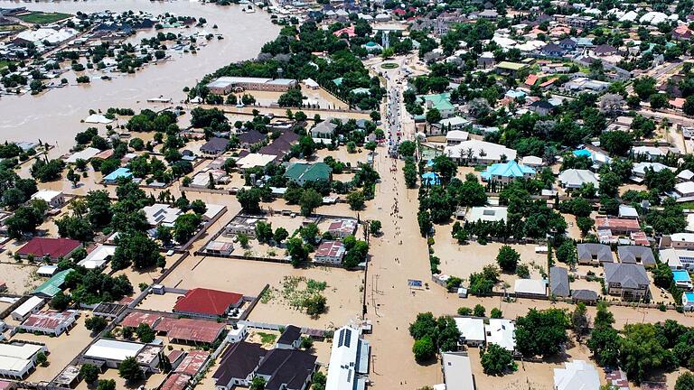 Dammbruch in Nigeria       -  Schwere Regenfälle ließen im Norden Nigerias einen Damm brechen. (Archivbild vom 10. September).