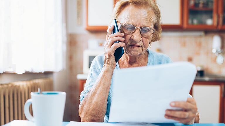 Eine 82-Jährige aus Rimpar hat kürzlich einen Telefonbetrug verhindert (Symbolfoto).